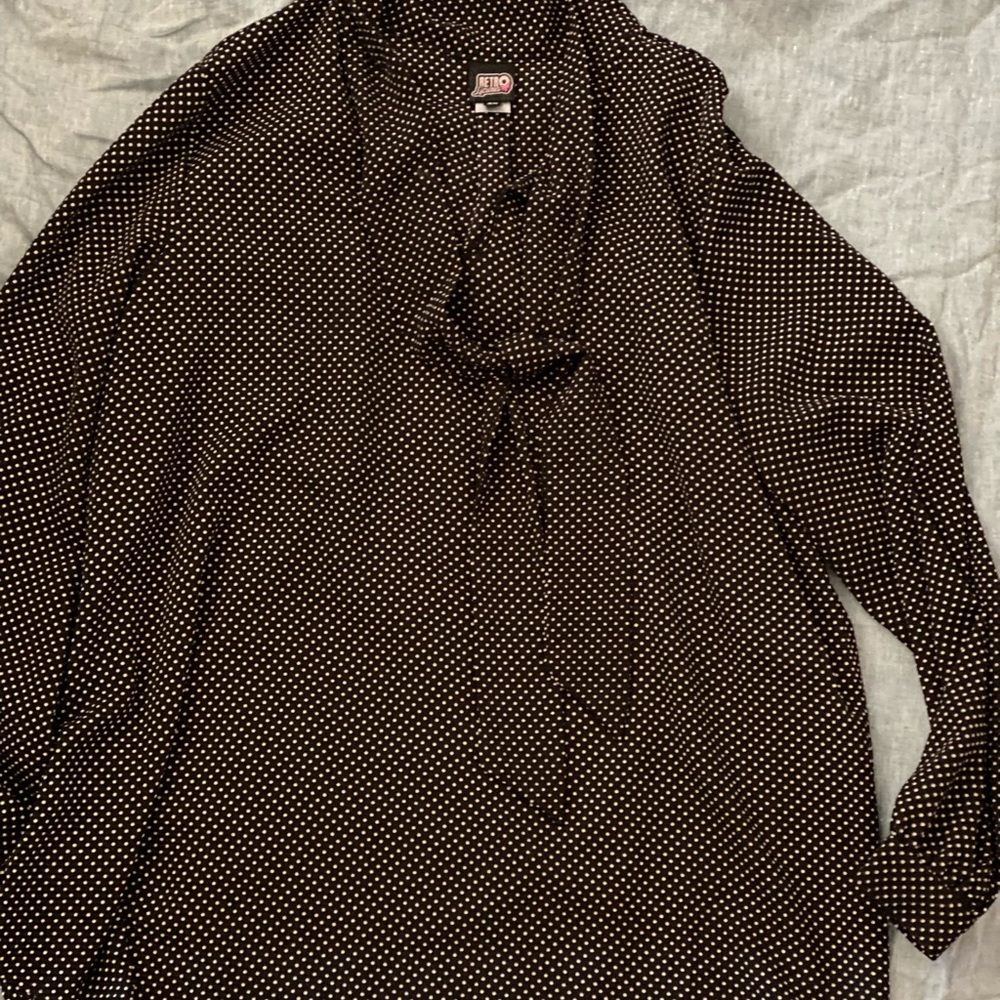 Retrolicious black and whit pin dot  bow tie long sleeve blouse